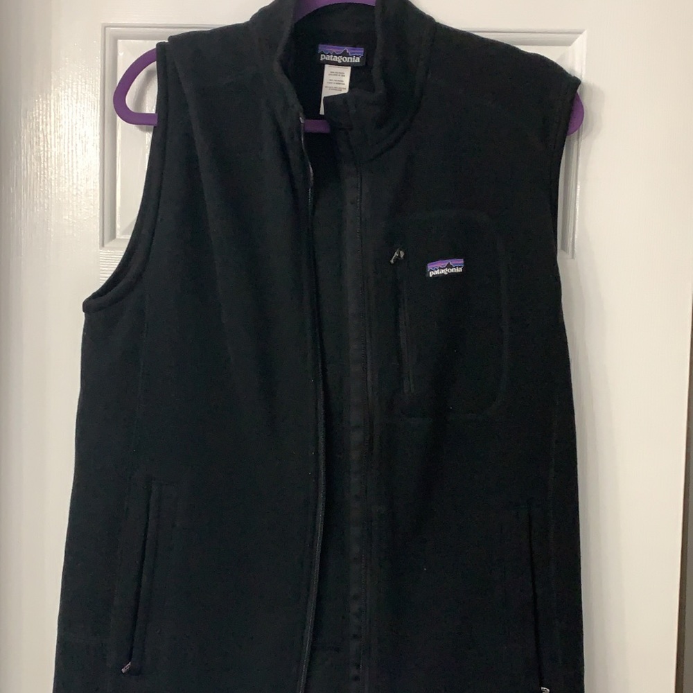 Black Patagonia vest
